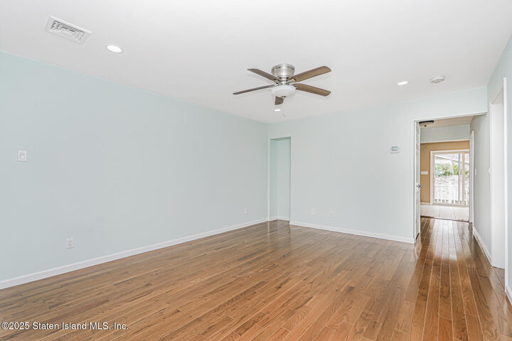 Property Photo:  75 Jacques Avenue  NY 10306