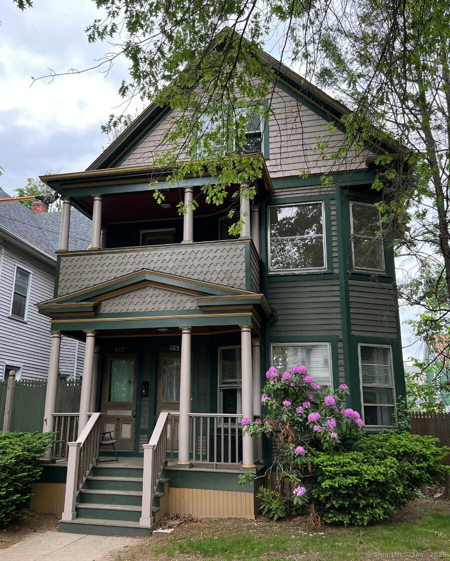 Property Photo:  865 Elm Street  CT 06511
