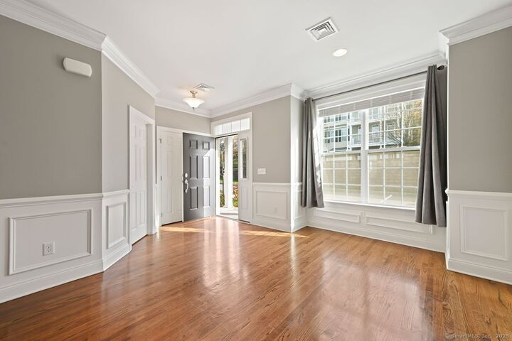 Property Photo:  47 Warrington Round 47  CT 06810 