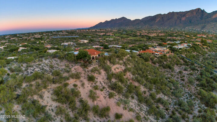 Property Photo:  5460 N Paseo Pescado  AZ 85718 