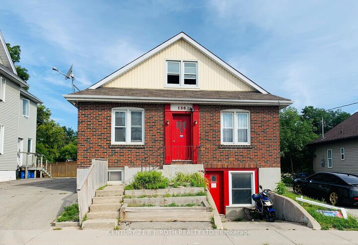 Property Photo:  156 Dunlop Street W  ON L4N 1B2 