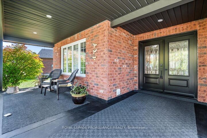 Property Photo: 90 High Street ON K0L 1L0