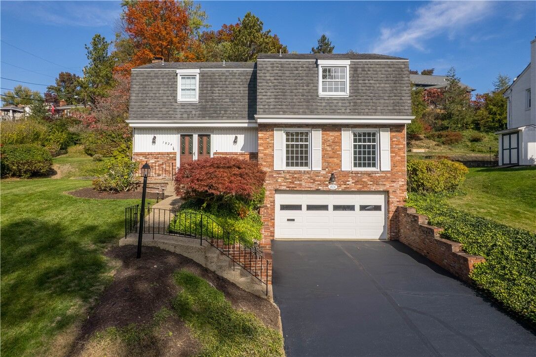 Property Photo: 1824 Tilton Drive PA 15241
