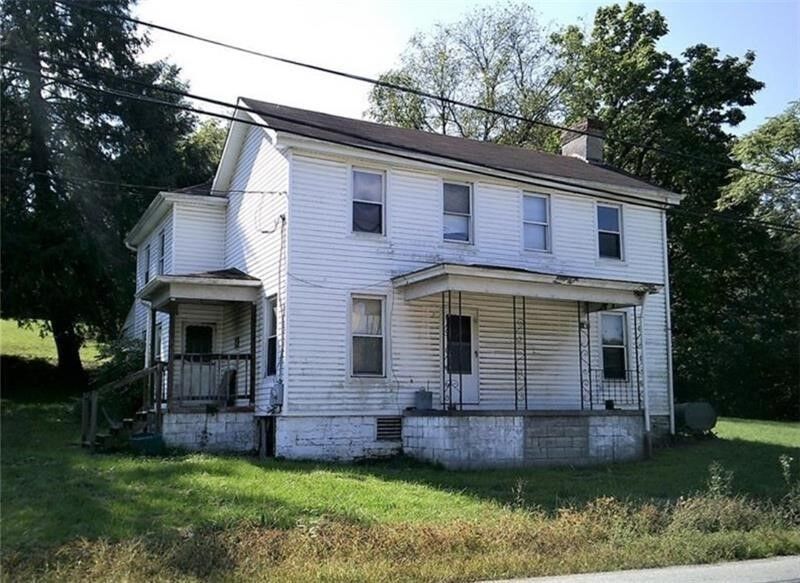 Property Photo:  1746 Grange  PA 15022 