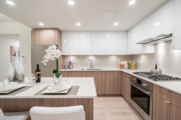 8428 Park Road 202 — photo 1