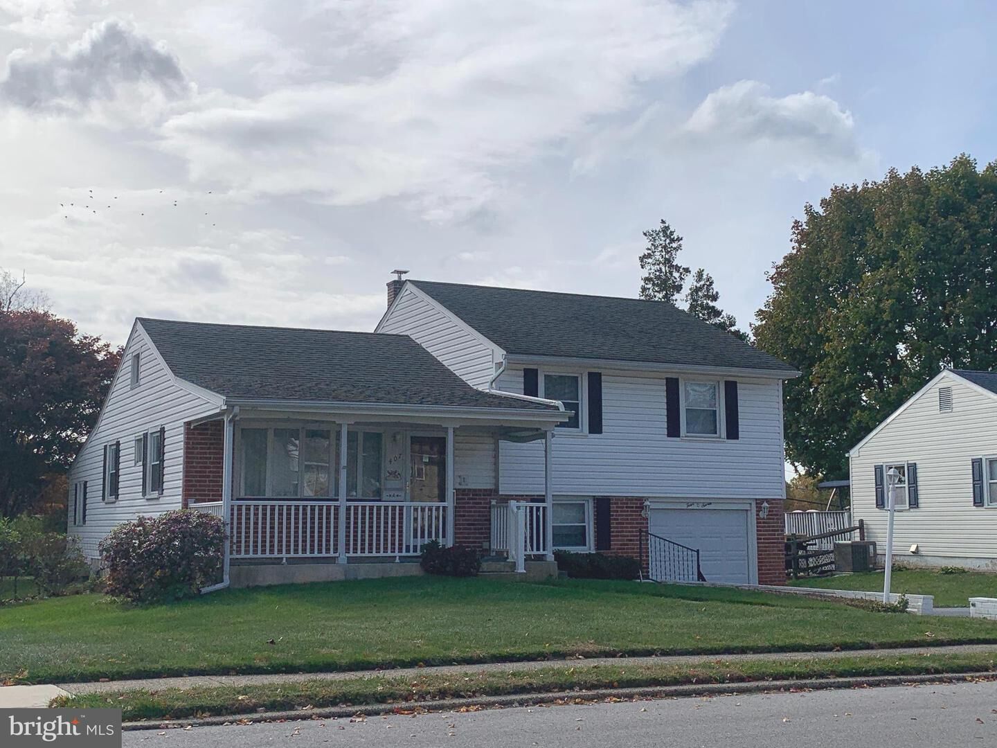 Property Photo:  407 S Central Boulevard  PA 19008 