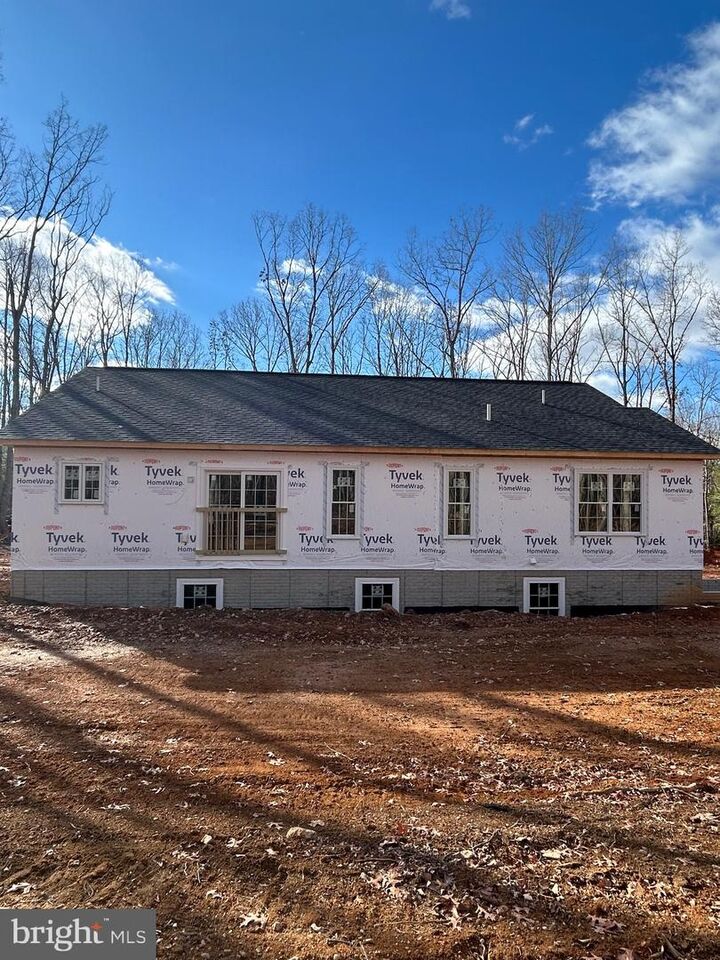 Property Photo: 12210 Autumn Ridge Lane VA 22567