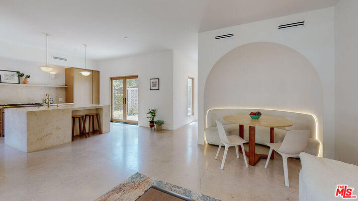 Property Photo: 4865 Wicopee St CA 90041