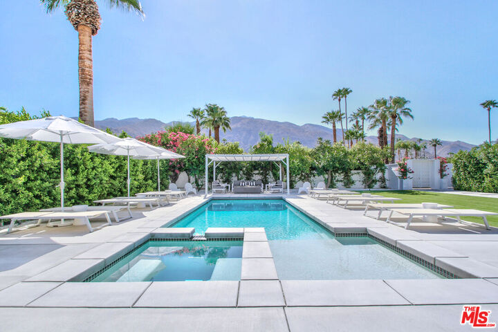678 S Thornhill Rd  Palm Springs CA 92264 photo