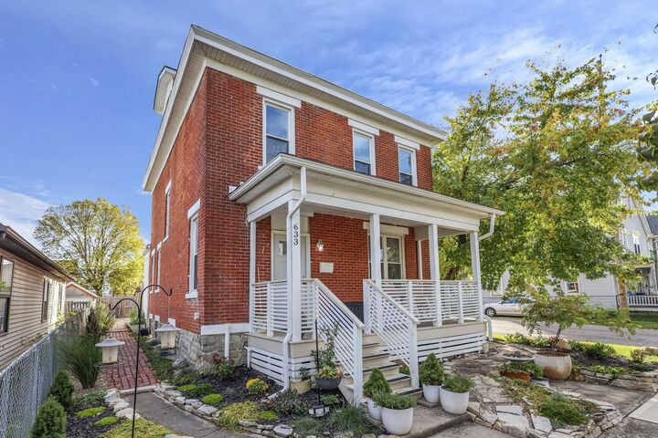 Property Photo:  633 E Starr Avenue  OH 43201 