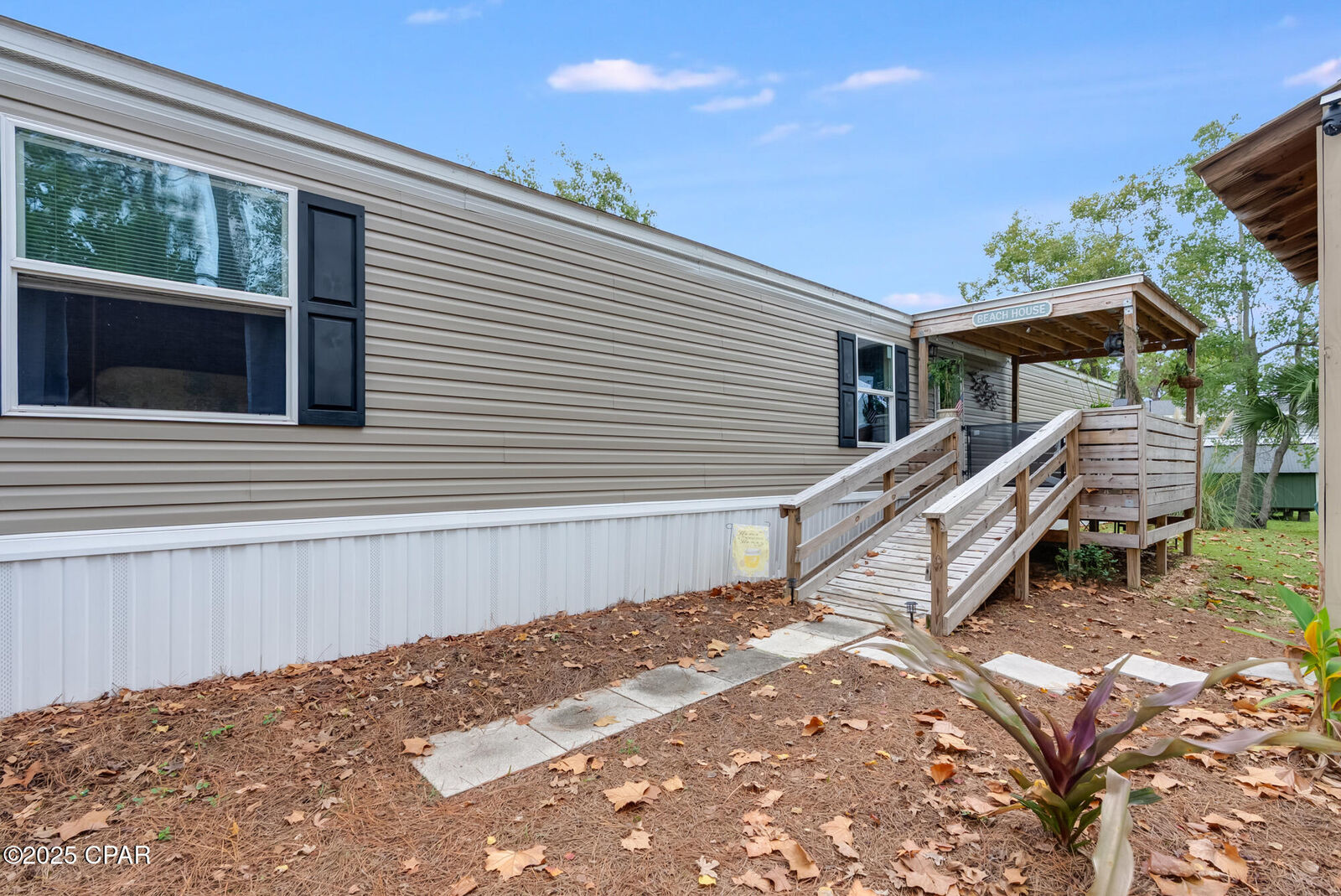 Property Photo:  6724 Sunrise Drive  FL 32407 