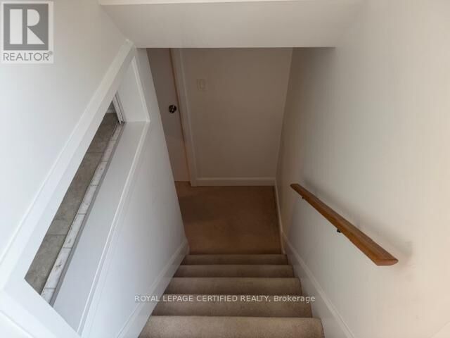 Property Photo:  6 Prince Charles Drive Lower  ON L7G 3T7 