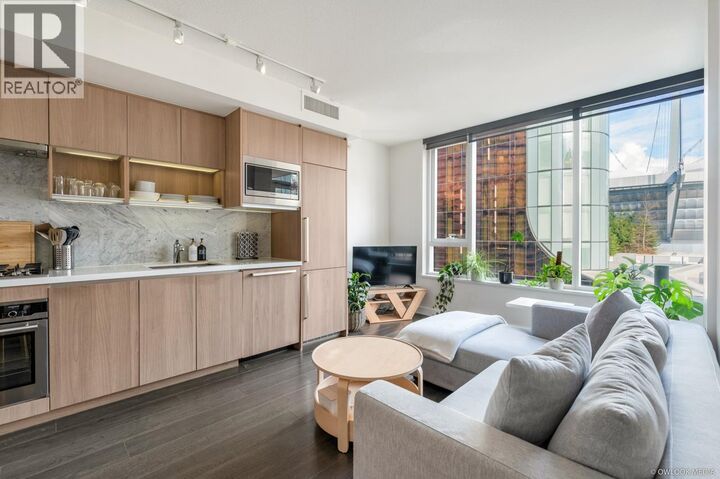 Photo de la propriété: 68 Smithe Street 1523 BC V6B 0P4