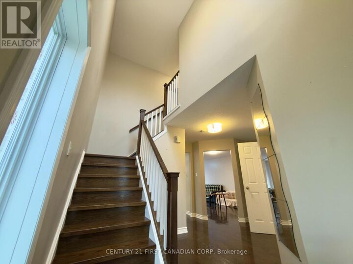 Property Photo:  861 Oakcrossing Road  ON N6H 0A4 