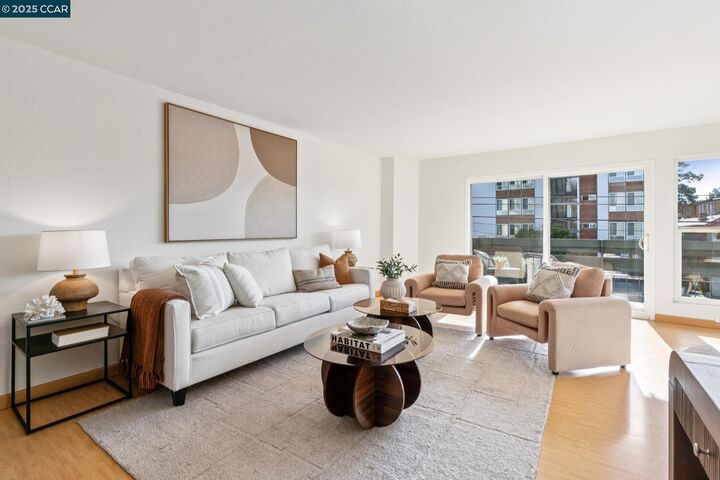 Property Photo:  500 Vernon 102  CA 94610 