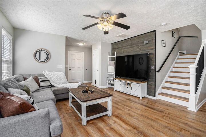 Property Photo: 137 Nacoochee Way GA 30114