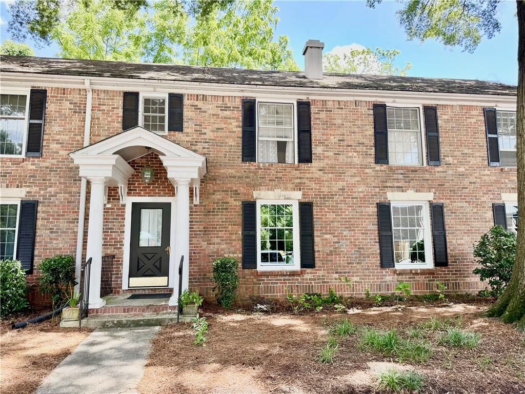 Property Photo:  6700 Roswell Road 11B  GA 30328