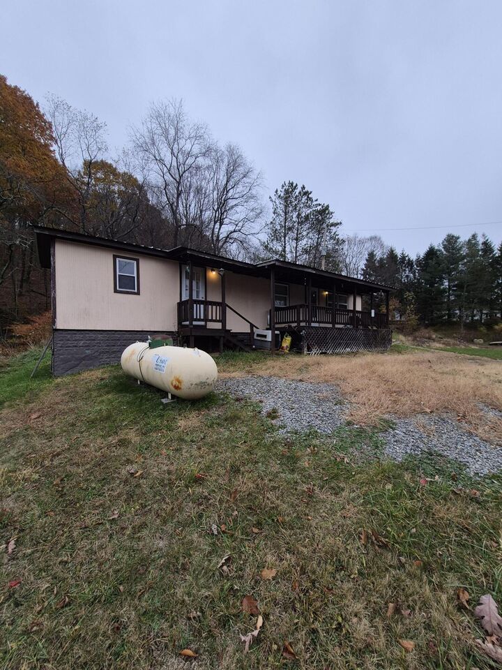 Property Photo:  8501 Midland Trl  WV 25984 