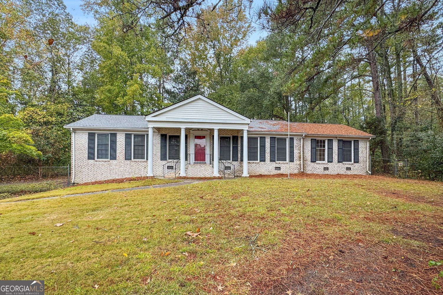 Property Photo: 592 Hunnicutt Road SE GA 30126