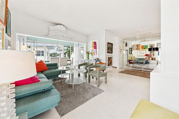 Property Photo:  425 Bayshore Dr 2  FL 33304