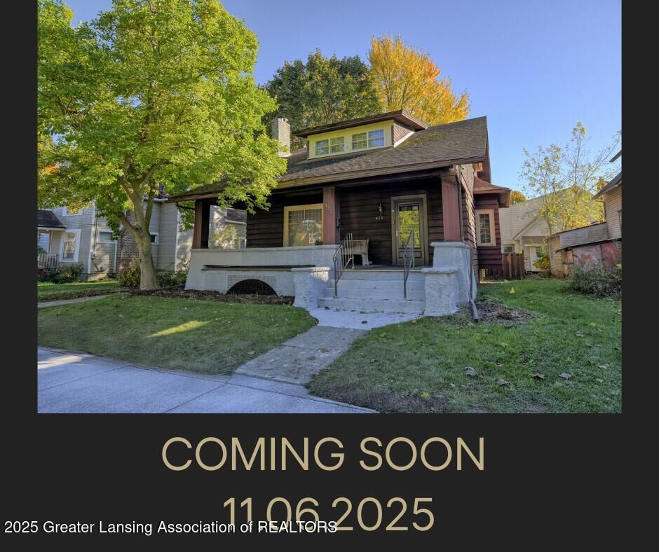 Property Photo: 423 W Cesar Chavez Avenue MI 48906