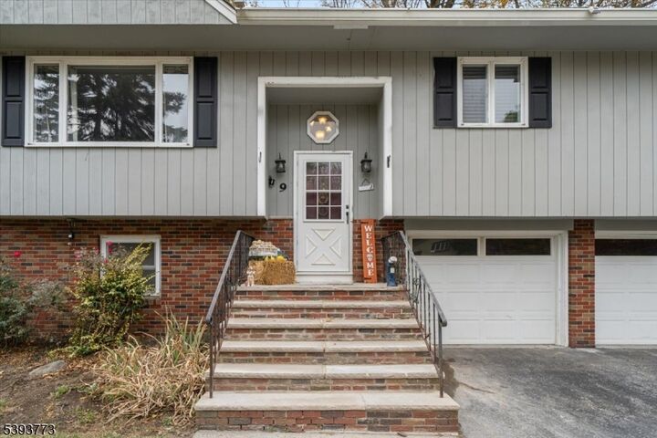 Property Photo: 9 Basswood Dr NJ 07461