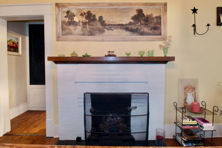 Property Photo:  141 Walnut St  WV 24970 