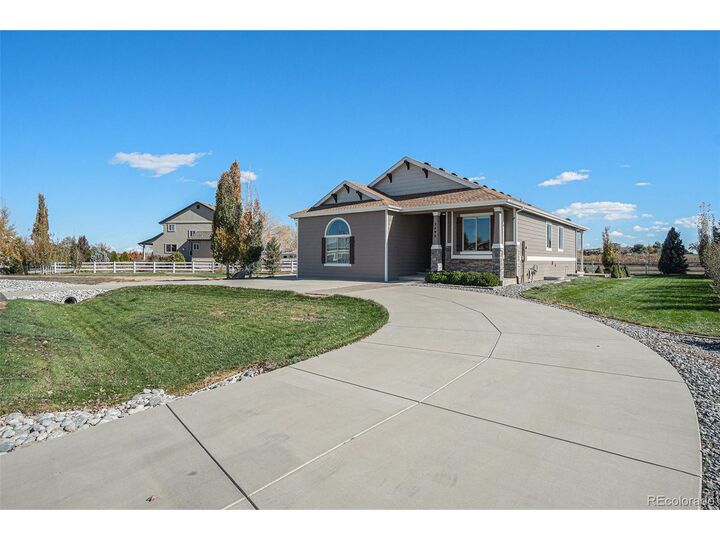 Property Photo:  3499 Cottonwood Ln  CO 80504 
