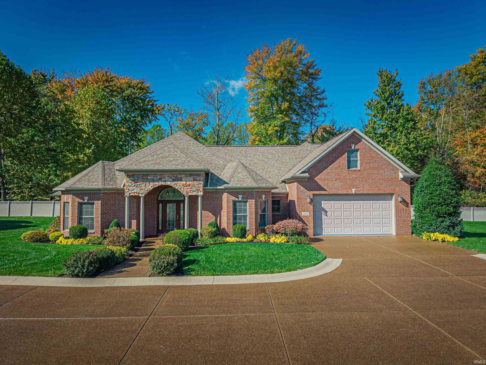 Property Photo:  1469 Woodfield Drive  IN 47630 