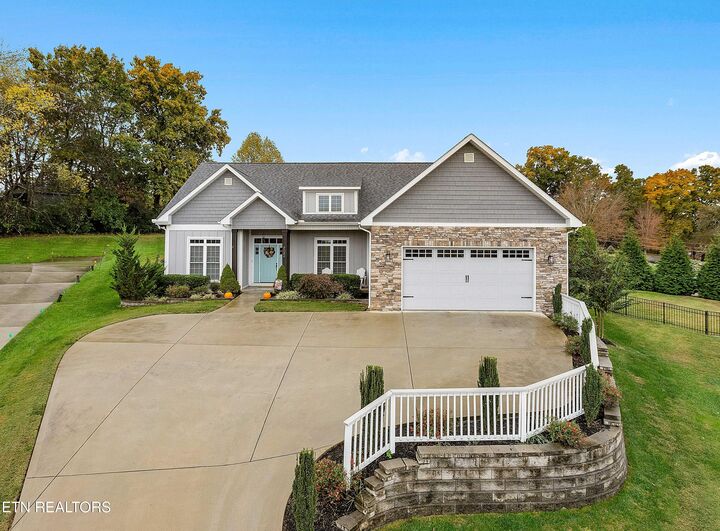 2024 Legacy Lane  Maryville TN 37803 photo