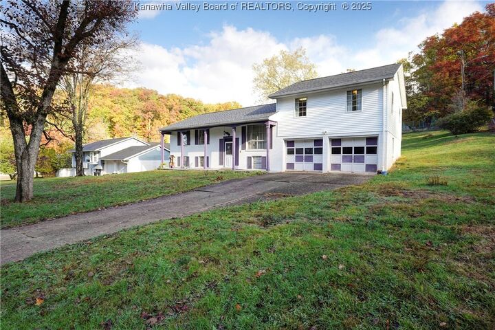 Property Photo: 107 Brookhaven Circle WV 25143