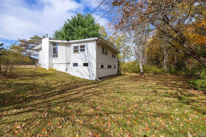 Property Photo:  82 Lake Road  NY 12567 