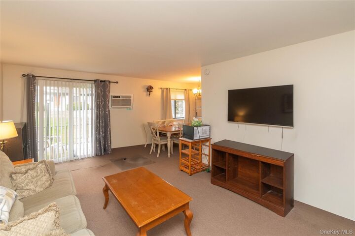 Property Photo:  1003 Cherry Hill Drive 1003  NY 12603 