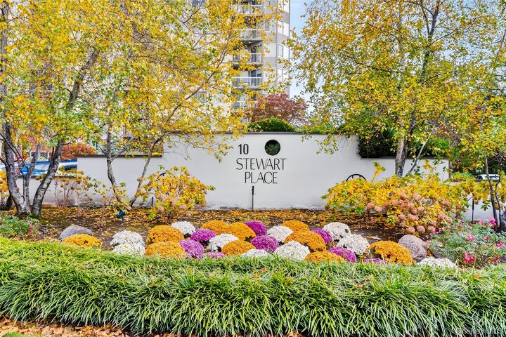 10 Stewart Place 2dw  White Plains NY 10603 photo