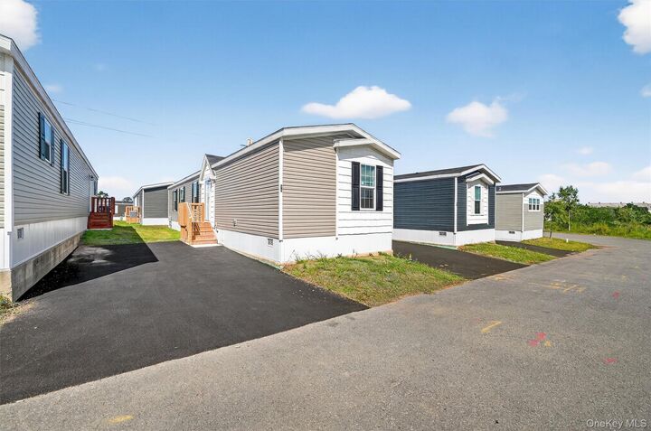 Property Photo:  30 Ba Mar Drive  NY 10980 