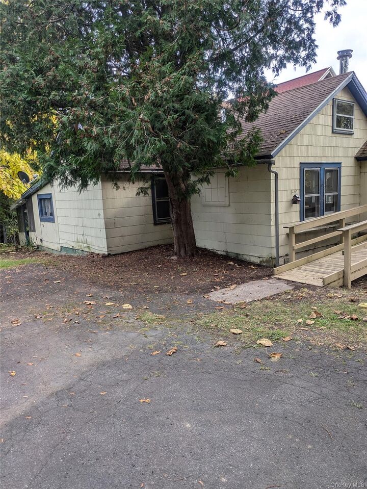 Property Photo:  179 E Glen Street  NY 12401 