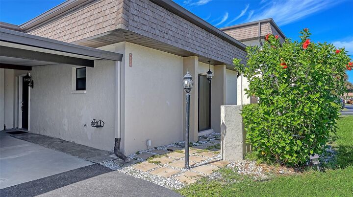 Property Photo:  1716 Lakeside Drive 1714B  FL 34293 