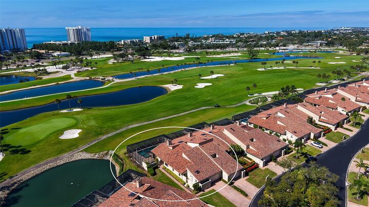 Property Photo:  2333 Harbour Oaks Drive  FL 34228