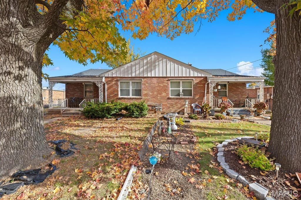 Property Photo:  6317 W Washington Street  IL 62223 