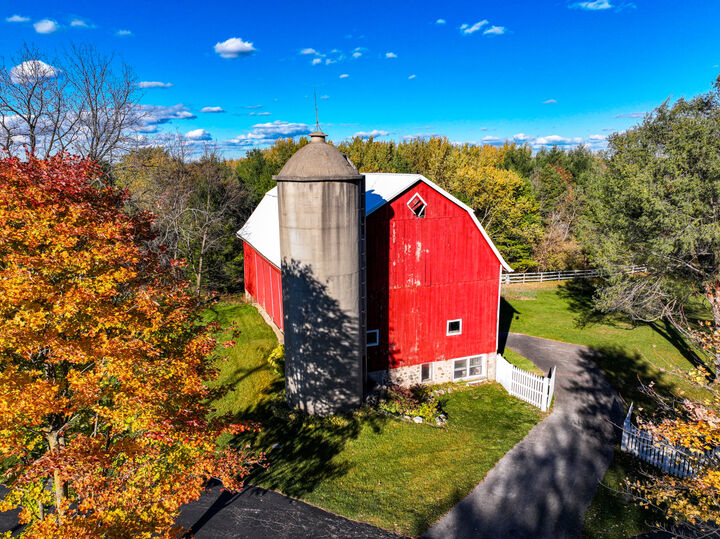 Property Photo: 3204 Division Rd WI 53037