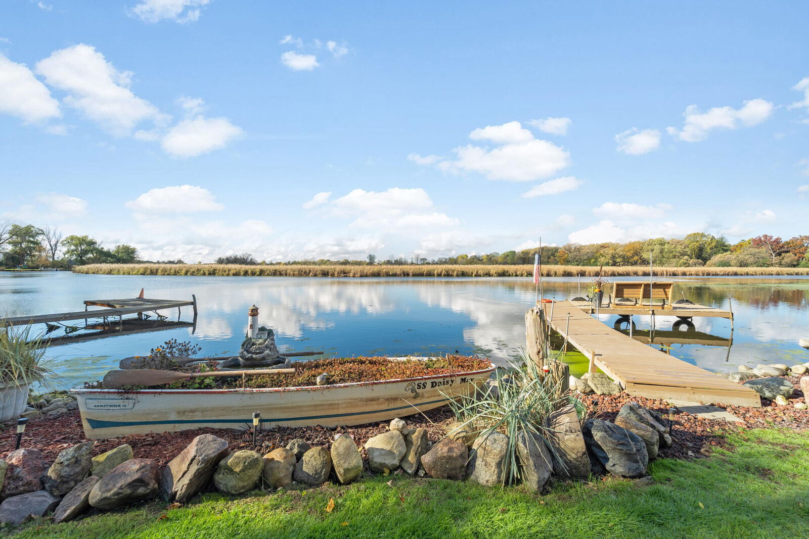 Property Photo: 8508 Fox River Rd WI 53185