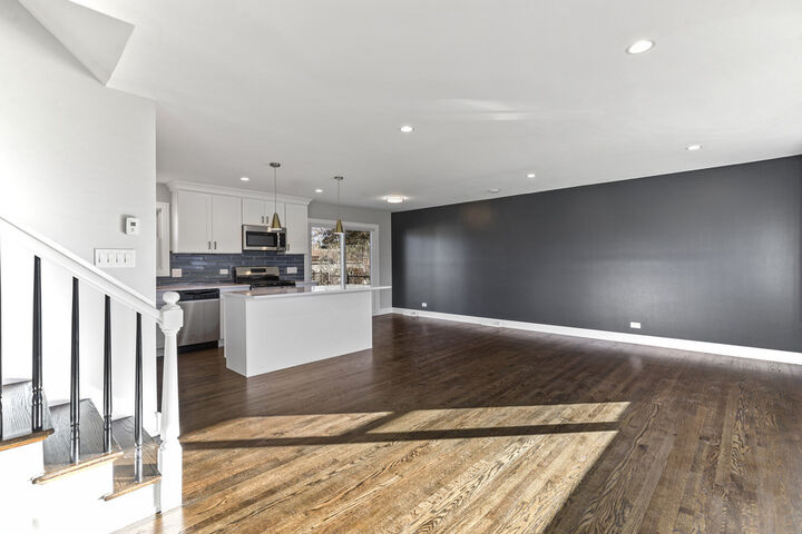 Property Photo: 8409 Newland Avenue IL 60459