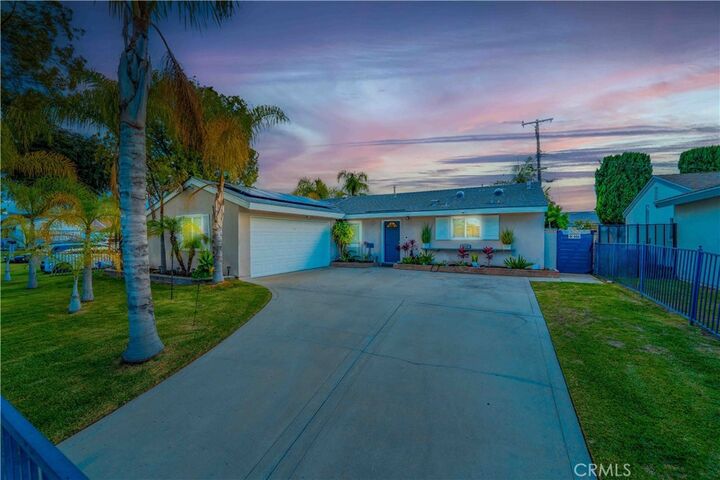 Property Photo: 5930 Los Nietos Street CA 90620
