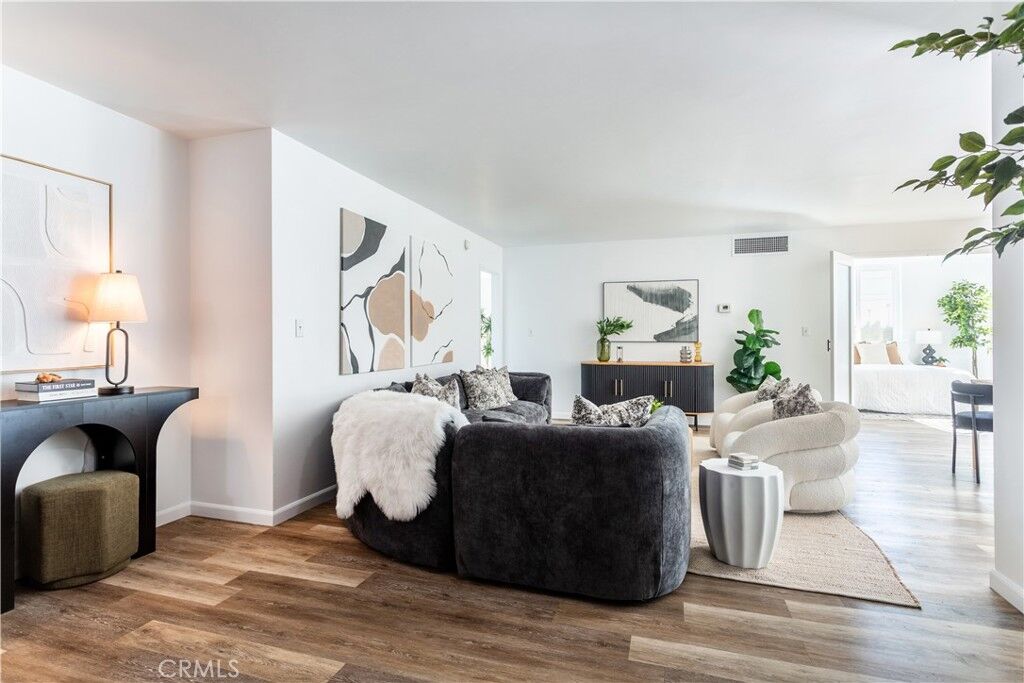 Property Photo:  9950 Durant Dr. 406  CA 90212 