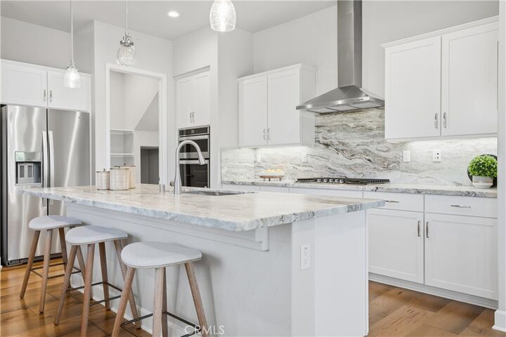 Property Photo:  164 Luneta Lane  CA 92694 