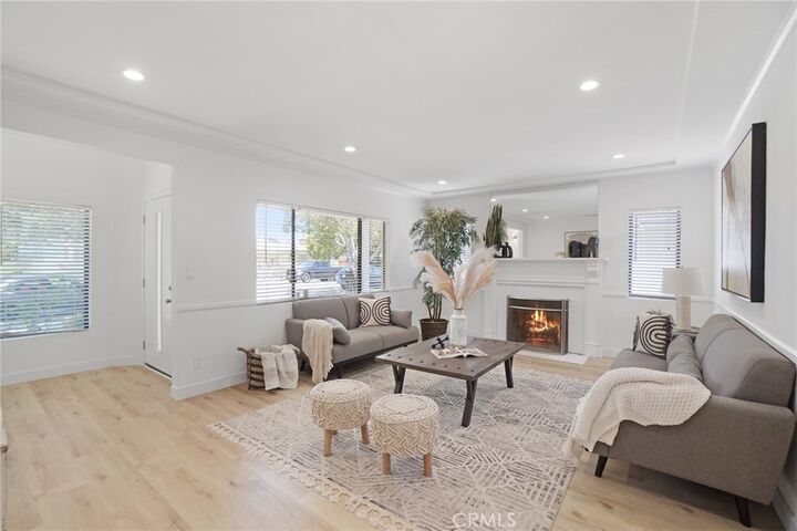 Property Photo:  3636 Gardenia Avenue  CA 90807