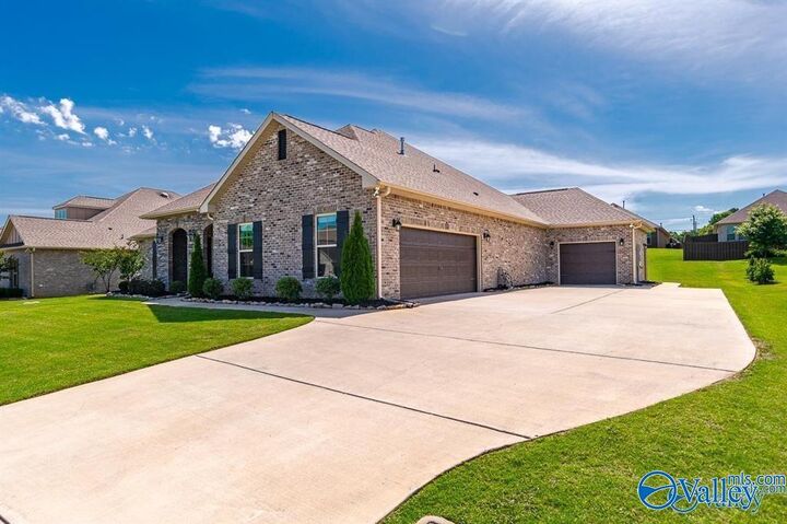 Property Photo:  112 Waterweep Drive  AL 35806