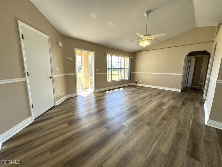 Property Photo:  2520 SW 11th Place  FL 33914 