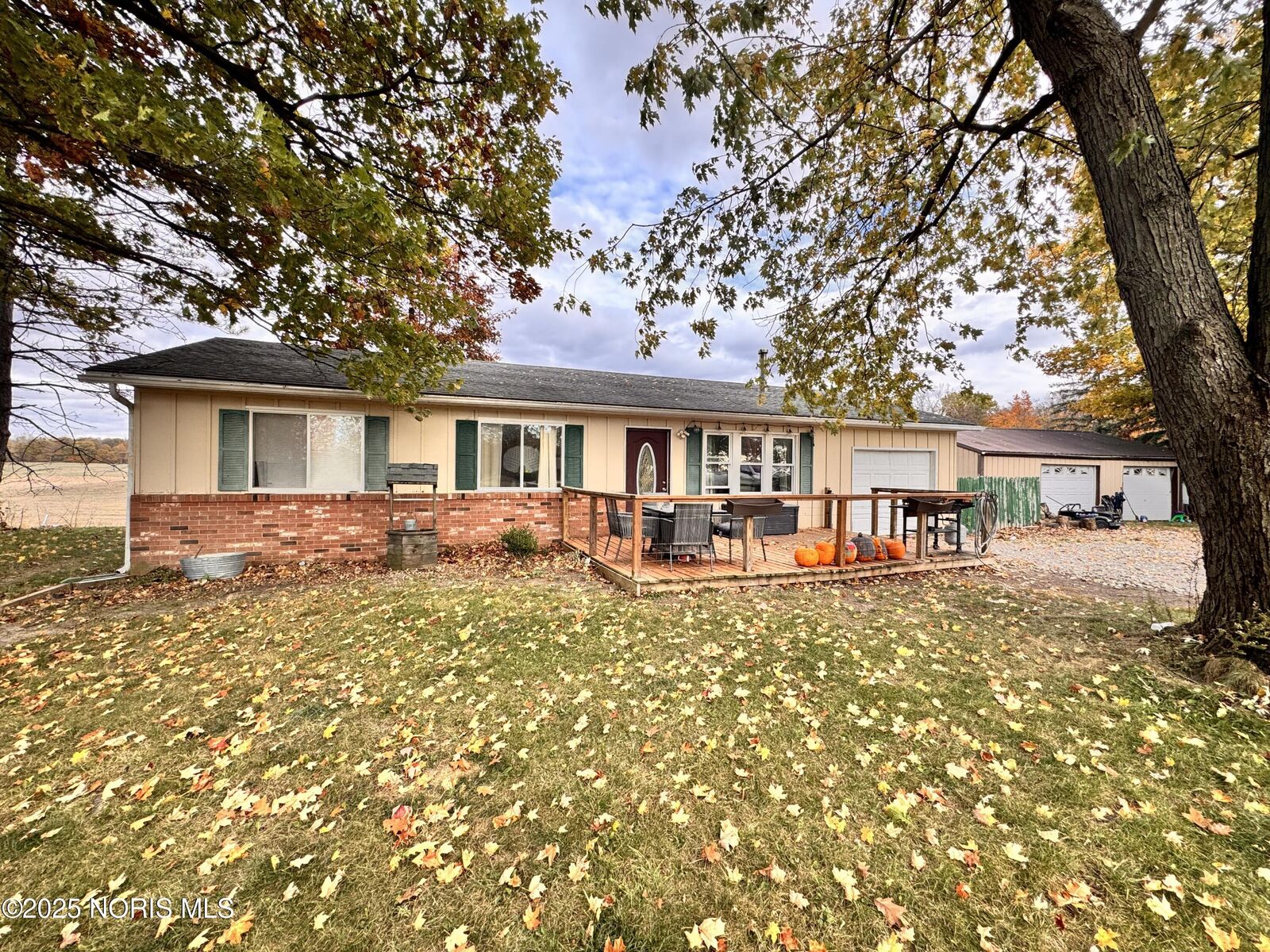 Property Photo:  13844 County Road 6-75  OH 43543 