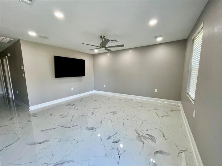 Property Photo:  2513 Taffy Drive  LA 70072 